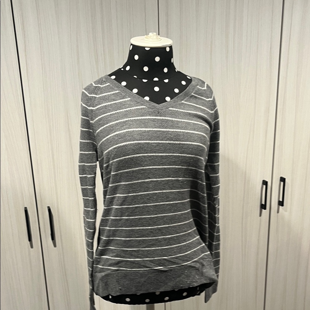 GAP Gray and White Striped Knit Sweater